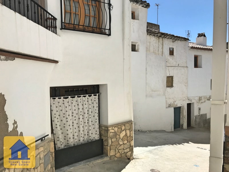 House in Castril - Image 4