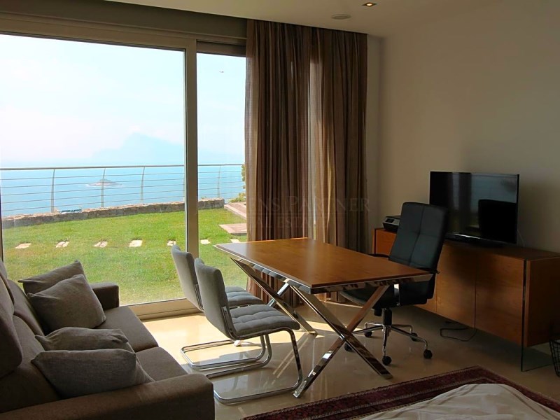 6 Bedrooms - Detached Villa in El Mascarat - Resale