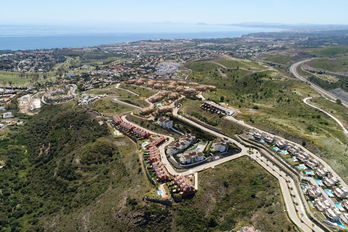 Apartment in Benahavis — image 31
