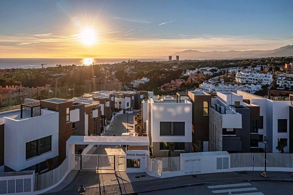 Apartment in Marbella Del Este - view 1