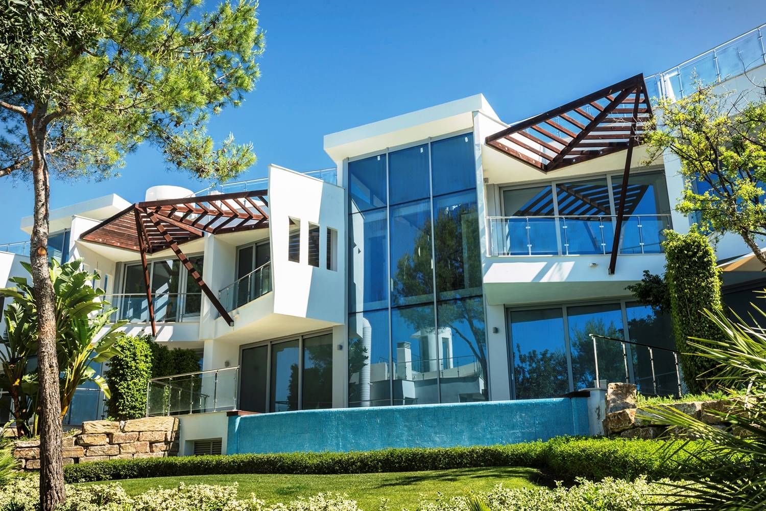 Villa in Marbella - view 1