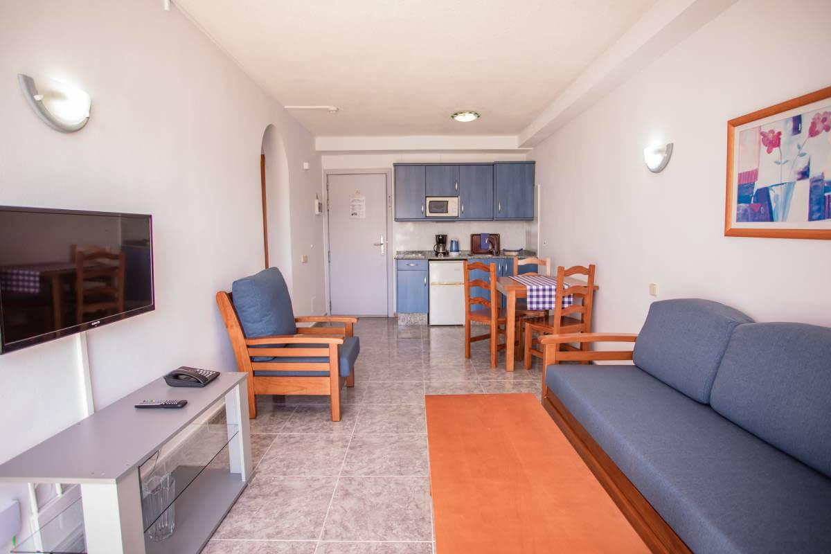 Apartment in Puerto de Mogan - Image 3