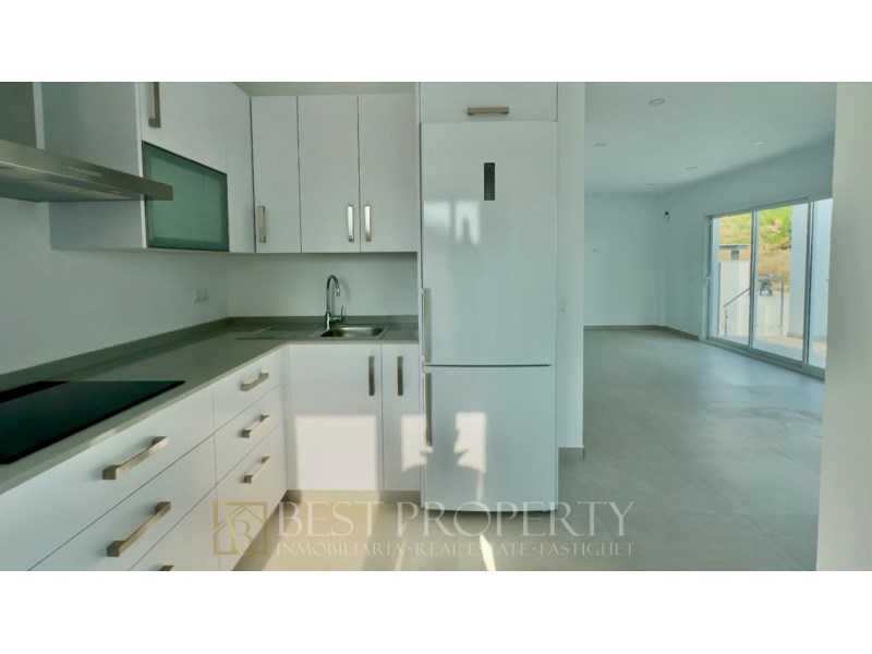 Brand new modern villa in Nerja 

This stunning villa, with contemporary design, - 14
