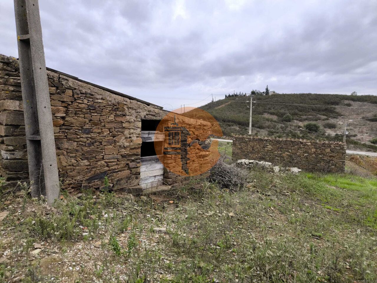 Villa in Conceicao - view 1