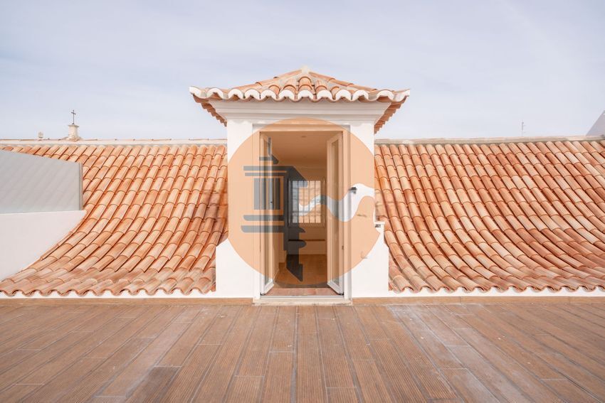 Apartment in Vila Real de Santo Antonio - Image 3