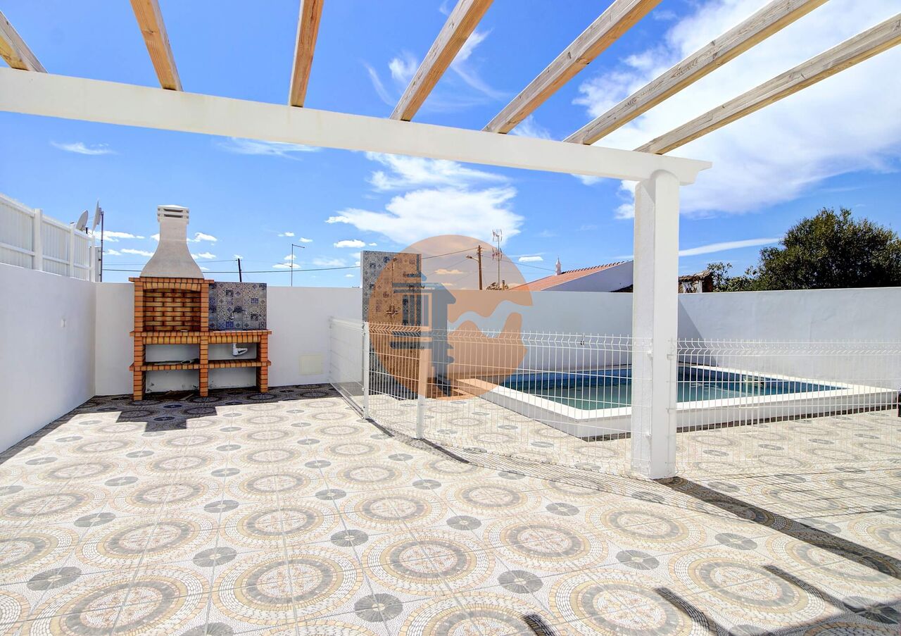 Villa in Vila Nova de Cacela - Image 3