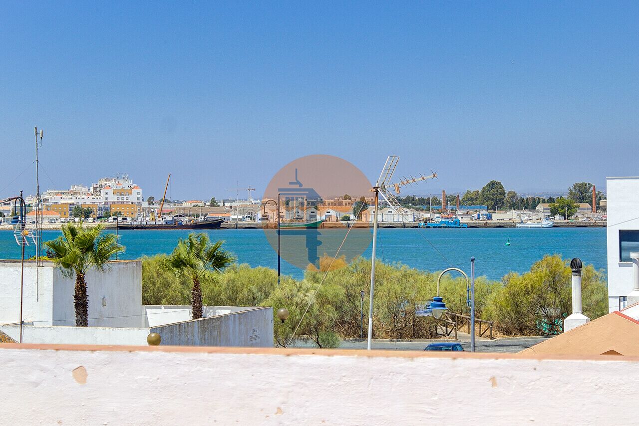 Villa in Tramagal - view 1