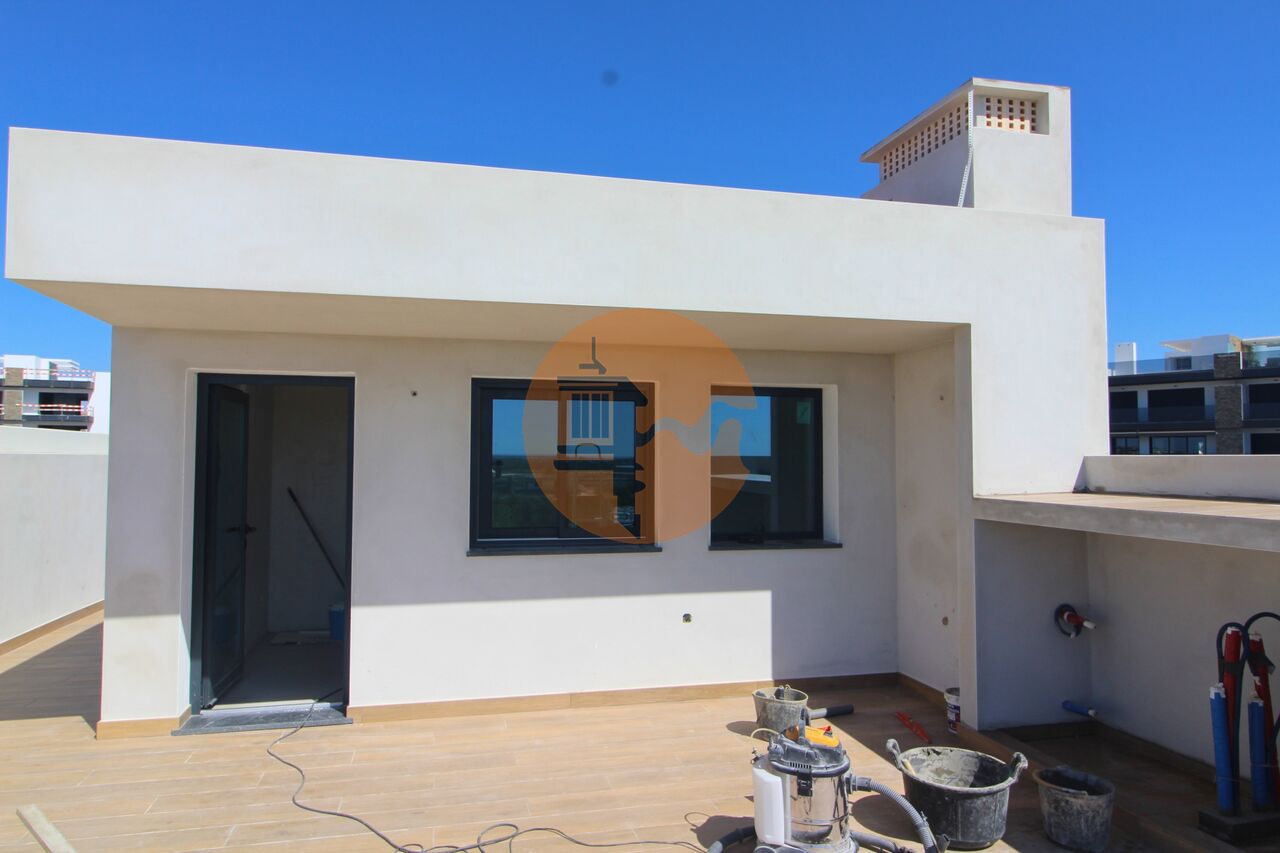 Villa in Tavira - view 1
