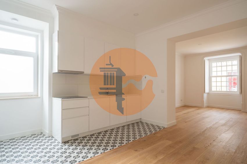 Apartment in Vila Real de Santo Antonio - Image 4