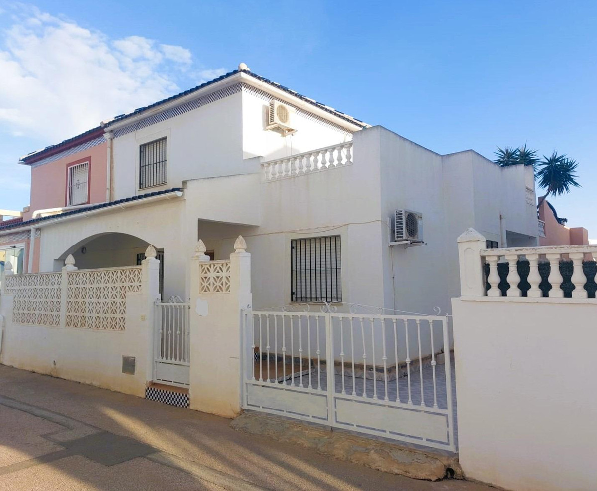House in Playa Flamenca - Image 2