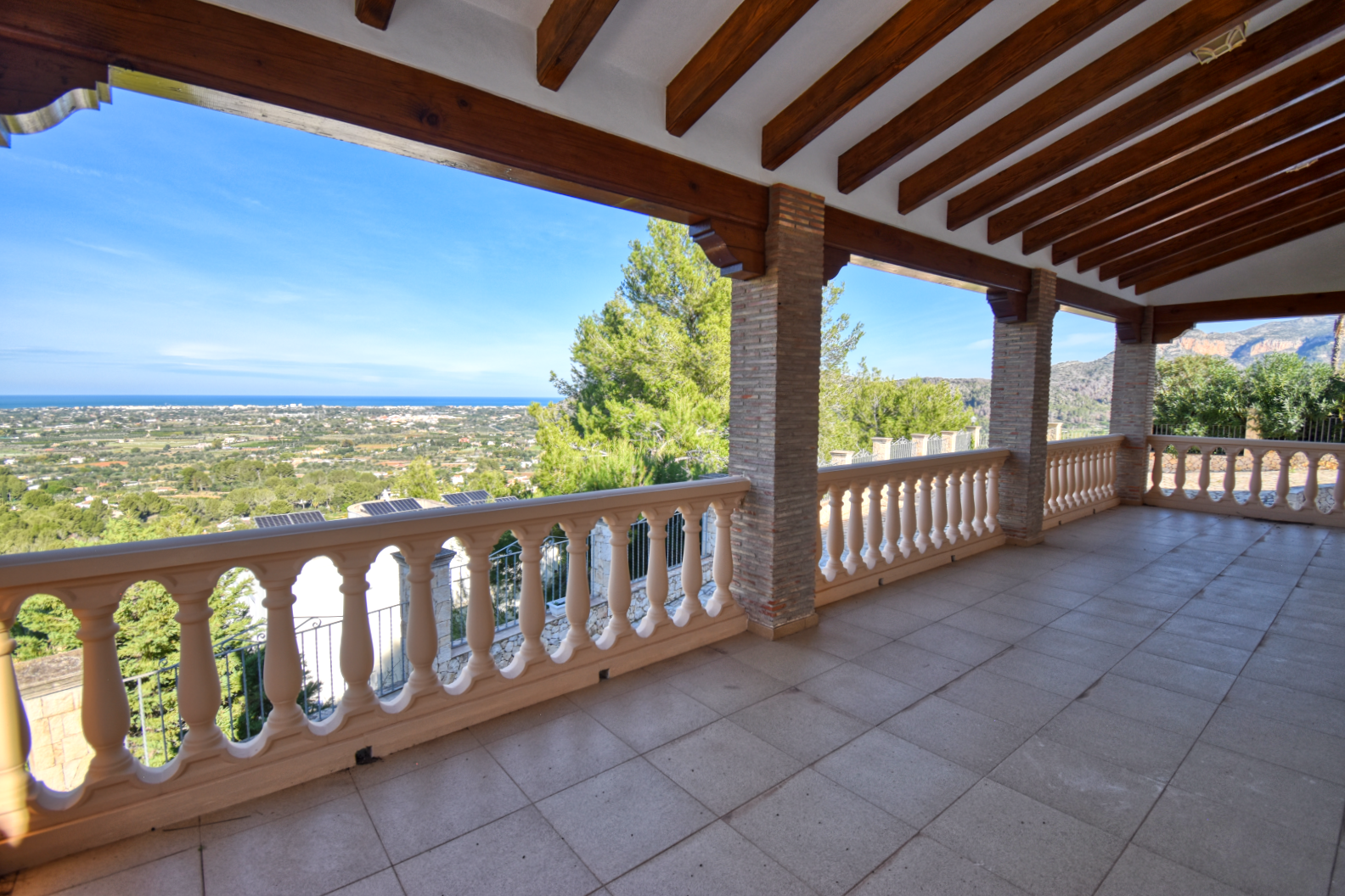 LS-3298 - Chalet/Villa en venta en La Sella