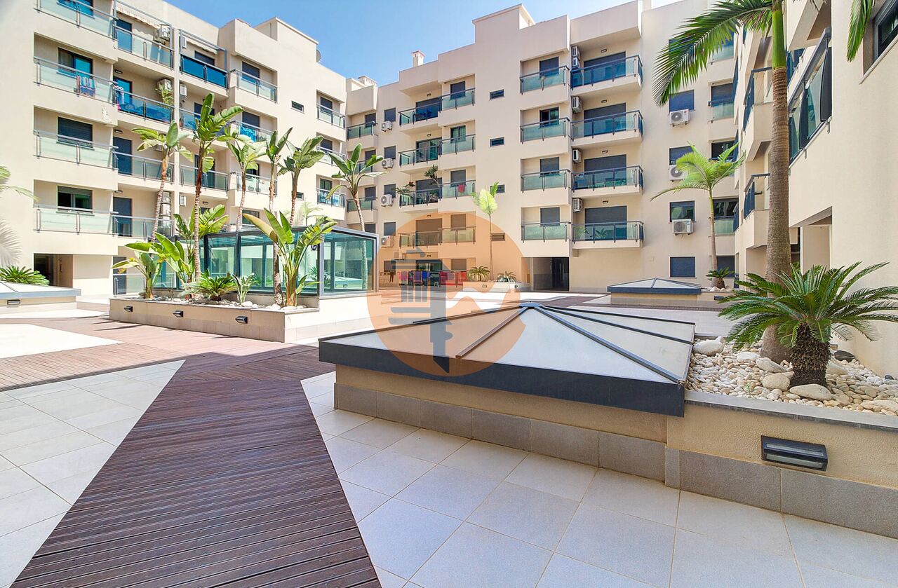 Apartment in Vila Real de Santo Antonio - view 1