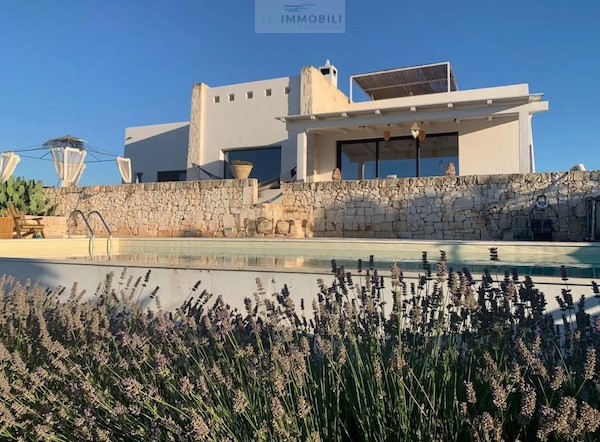 Villa in Carovigno - Image 3