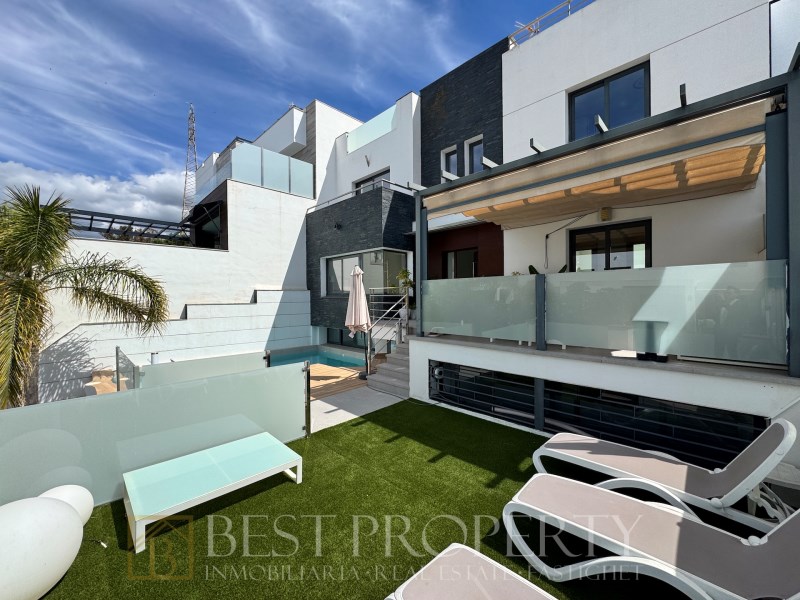 Modern villa for sale in nerja - spacious, bright and with investment potential
 - 2
