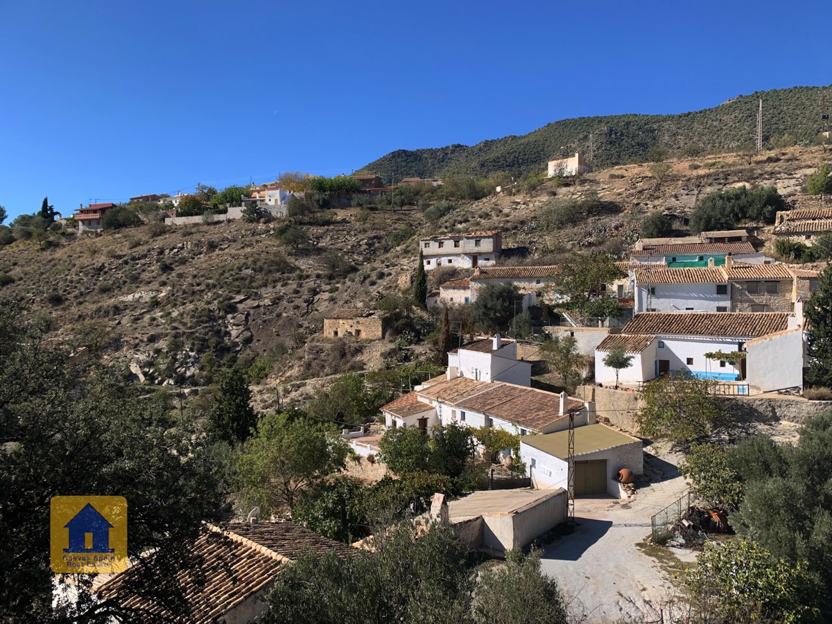 House in Huescar - Image 3