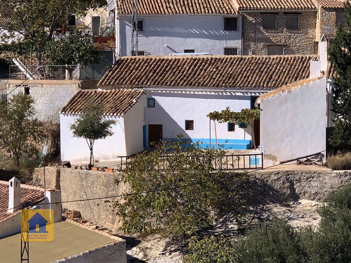 House in Huescar - Image 2