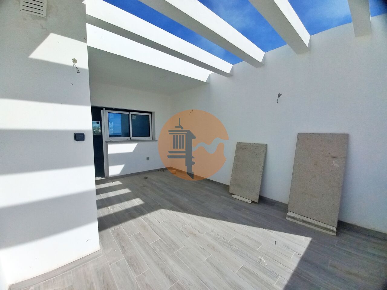 Apartment in Almancil - view 1