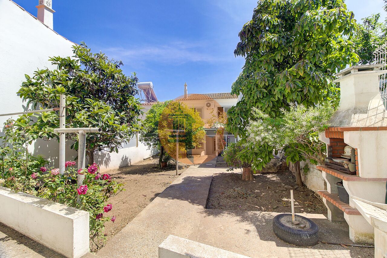 Villa in Castro Marim - view 1