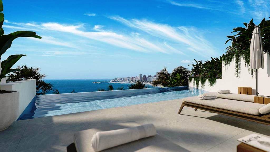 Villa in Fuengirola - view 1