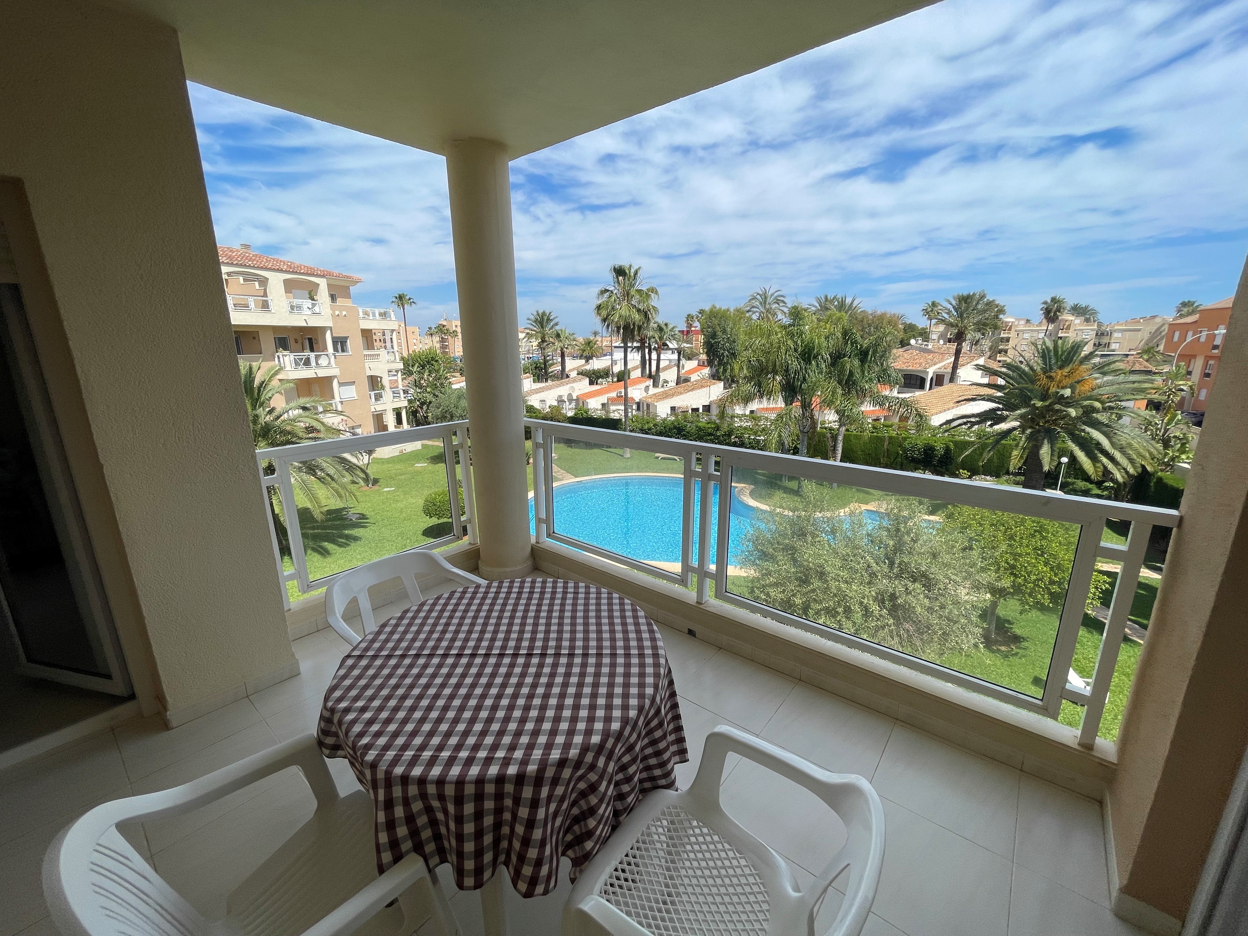 Venta. Apartamento en Denia