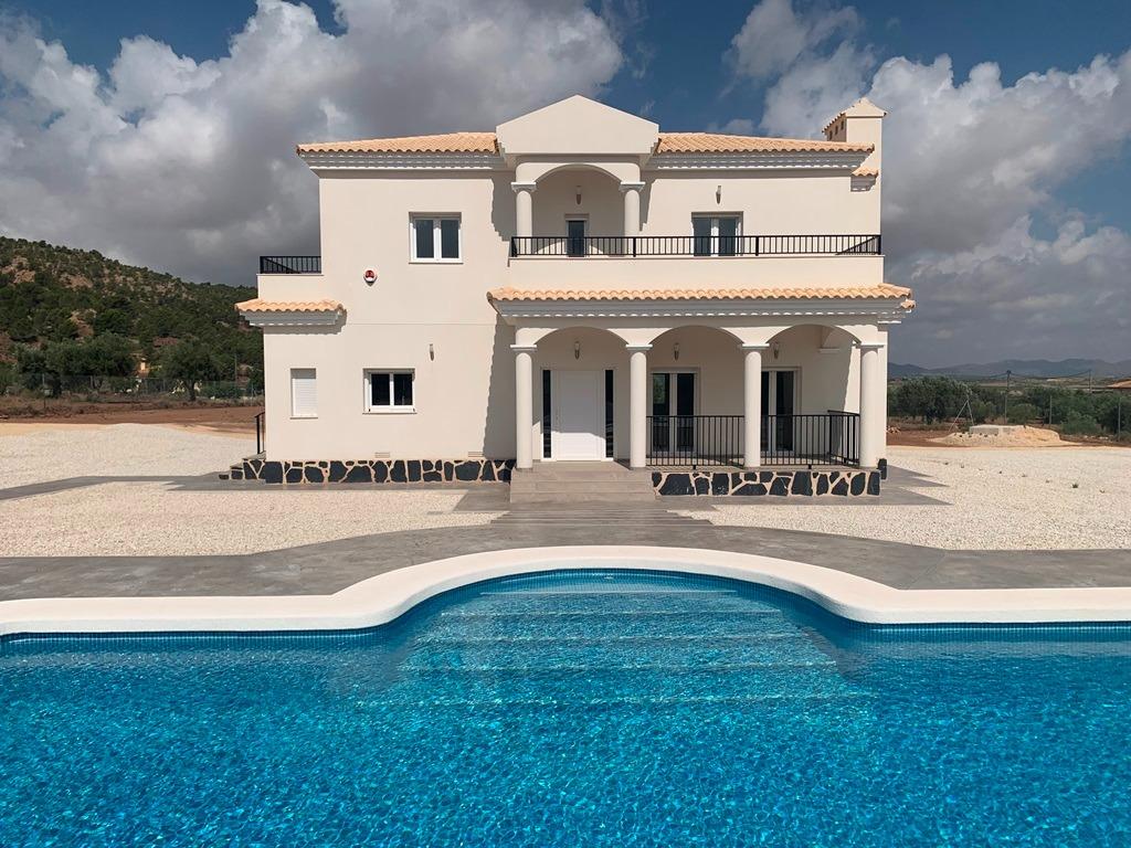 Detached Villa Pinoso Alicante inland Spain