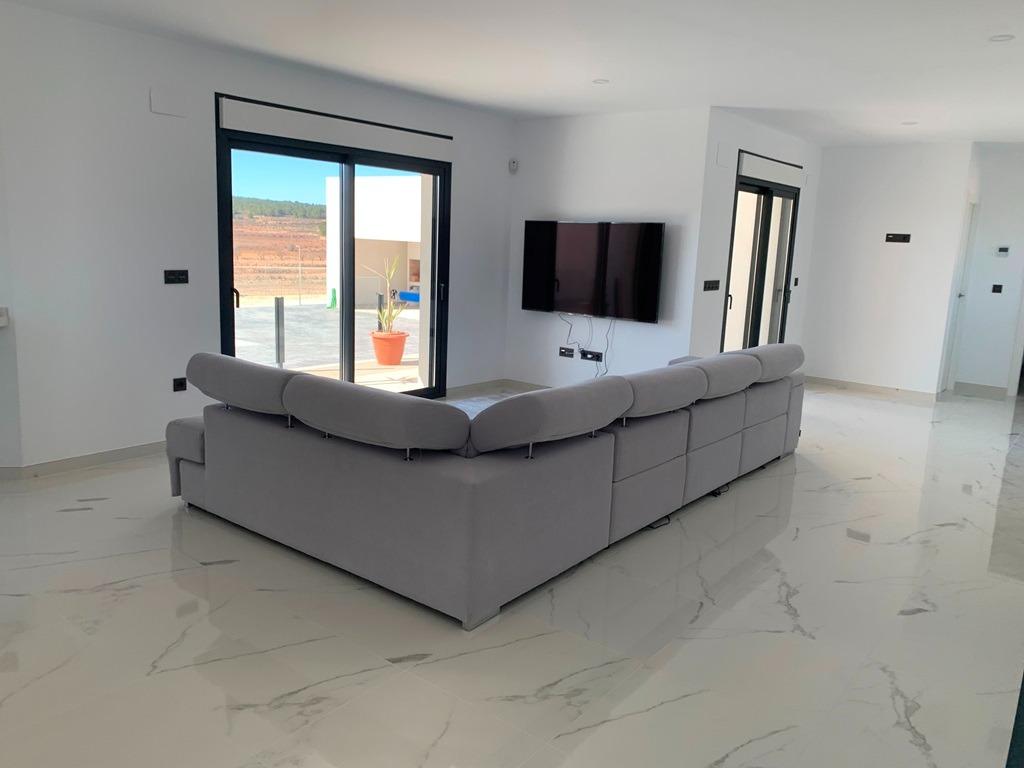 Detached Villa Pinoso Alicante inland Spain