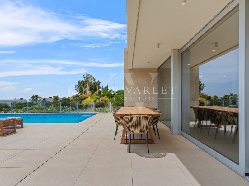  in Cumbre del Sol - Resale