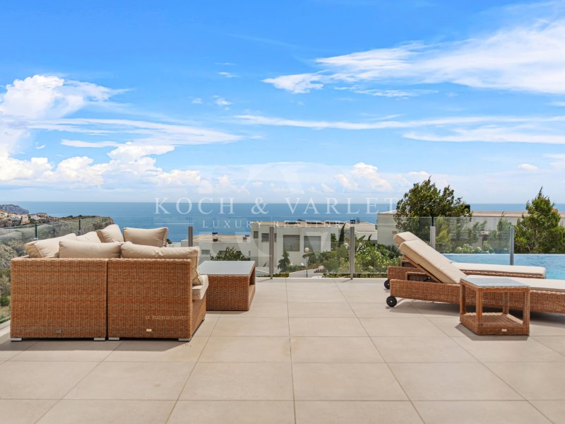  in Cumbre del Sol - Resale