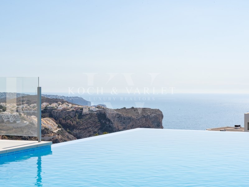  in Cumbre del Sol - Resale
