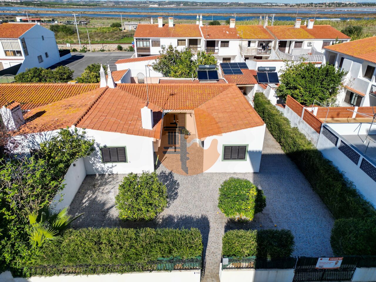 Villa in Monte Gordo - view 1