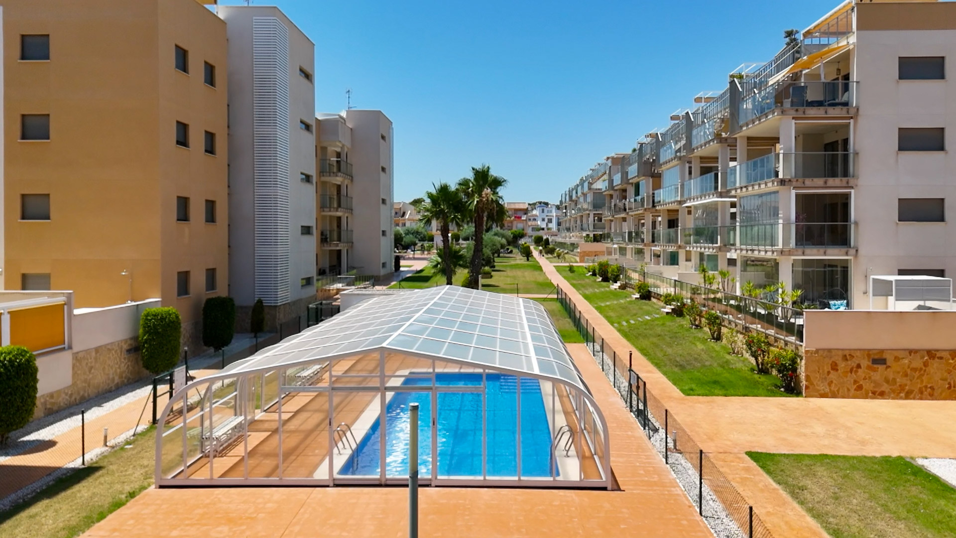 Apartment in Urbanizacion los Balcones - view 1