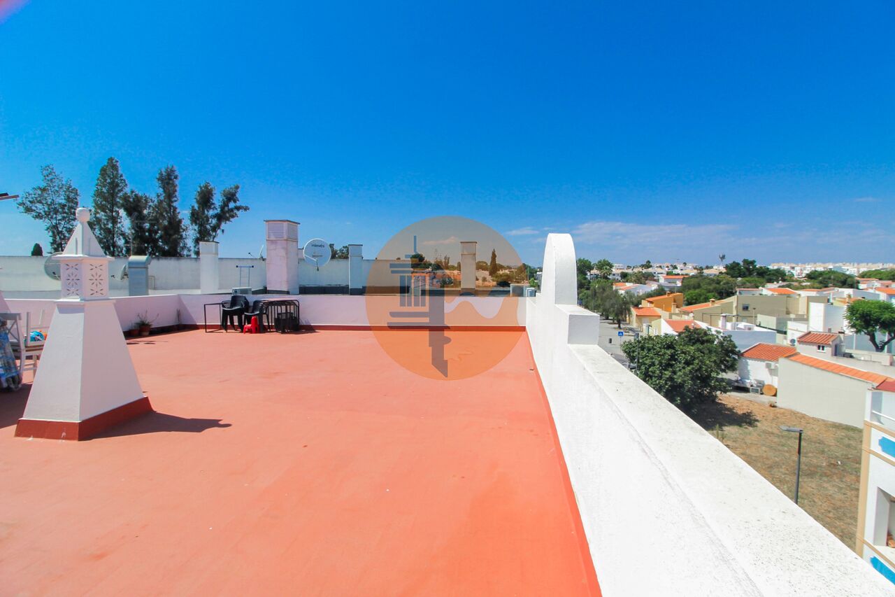 Apartment in Conceicao - Image 3