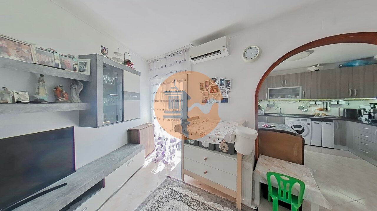 Apartment in Conceicao - Image 5