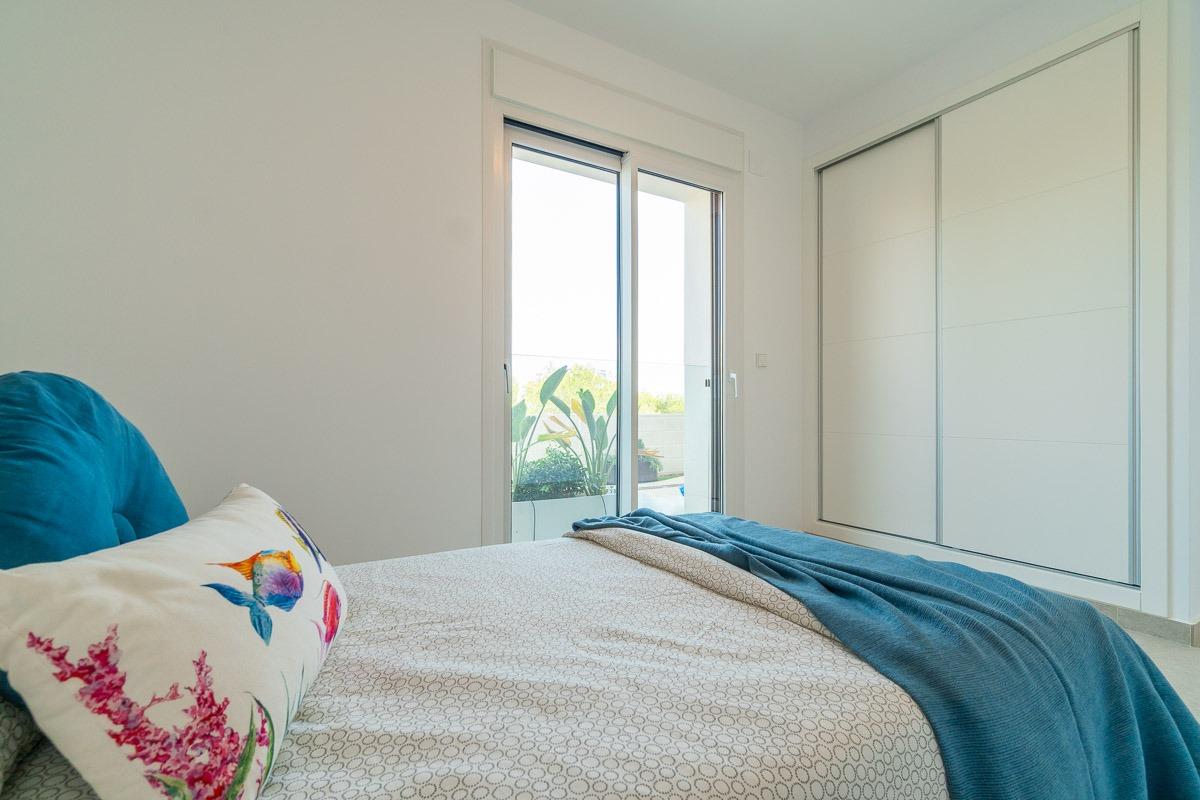 Apartment in Playa Flamenca - Image 5
