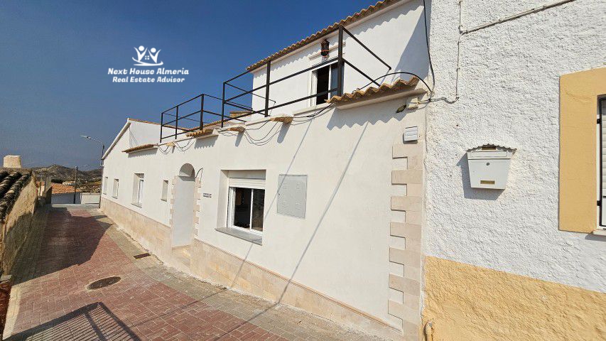 Townhouse Partaloa Almería inland Spain