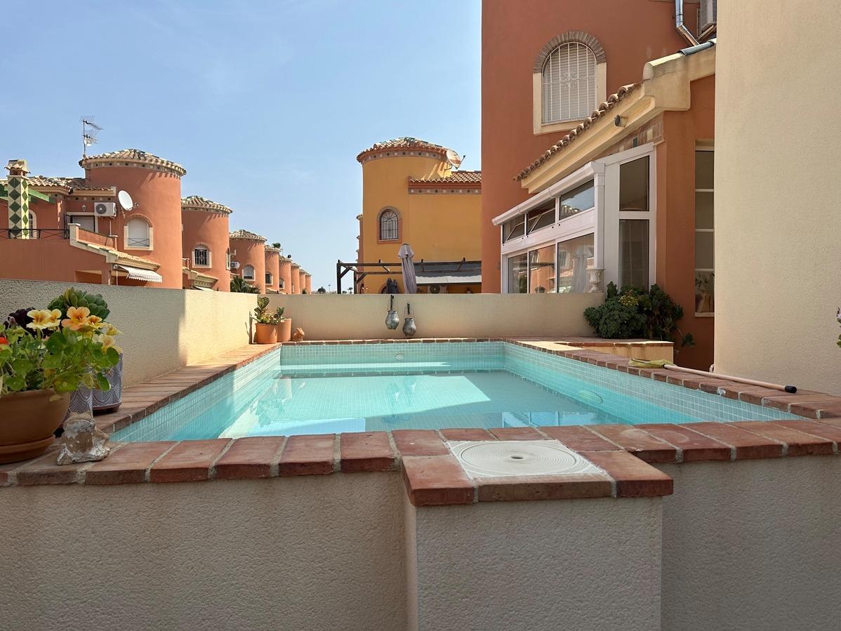 Villa in Urbanizacion los Balcones - view 1