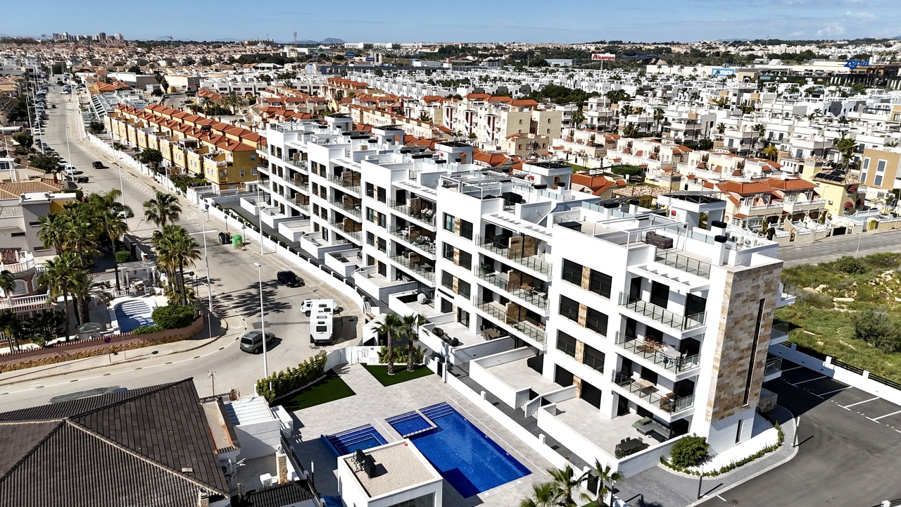 Apartment in La Zenia - Image 2