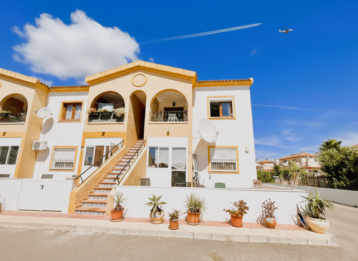 Apartment in La Zenia - view 1