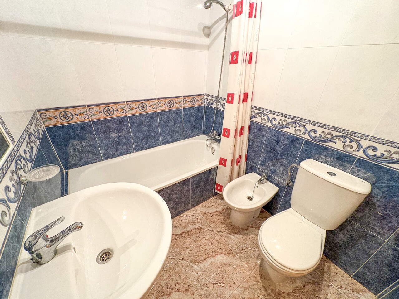 Apartment in Urbanizacion los Balcones - Image 5