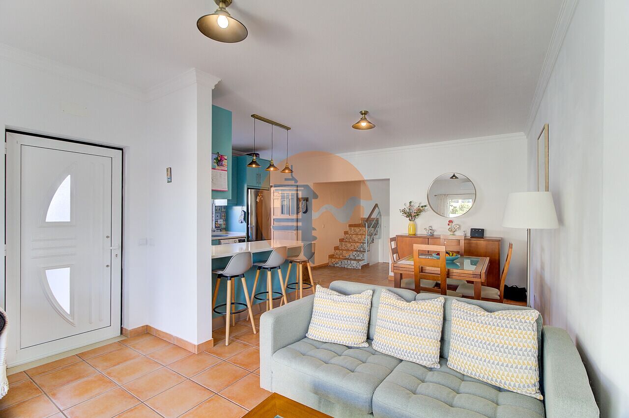 Villa in Conceicao - Image 2