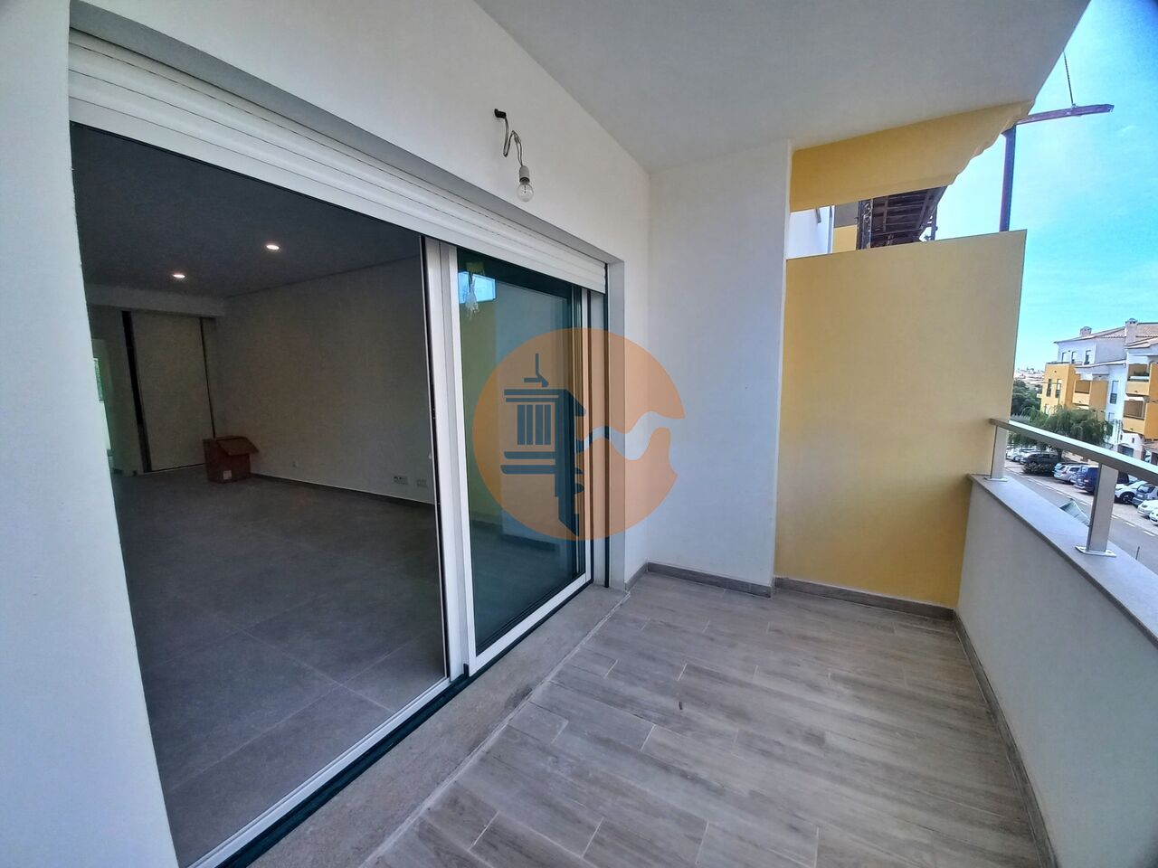 Apartment in Almancil - view 1