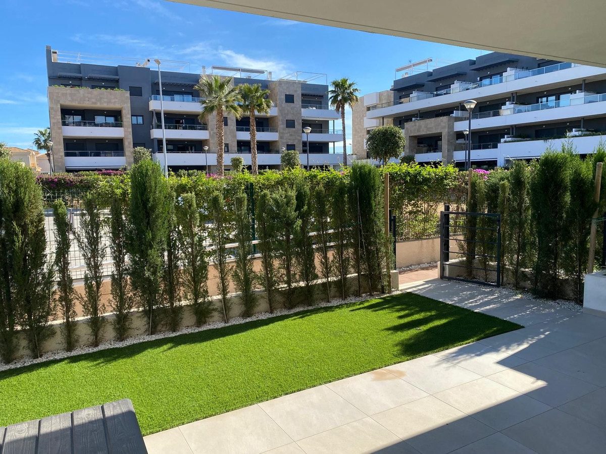 Apartment in La Zenia - view 1