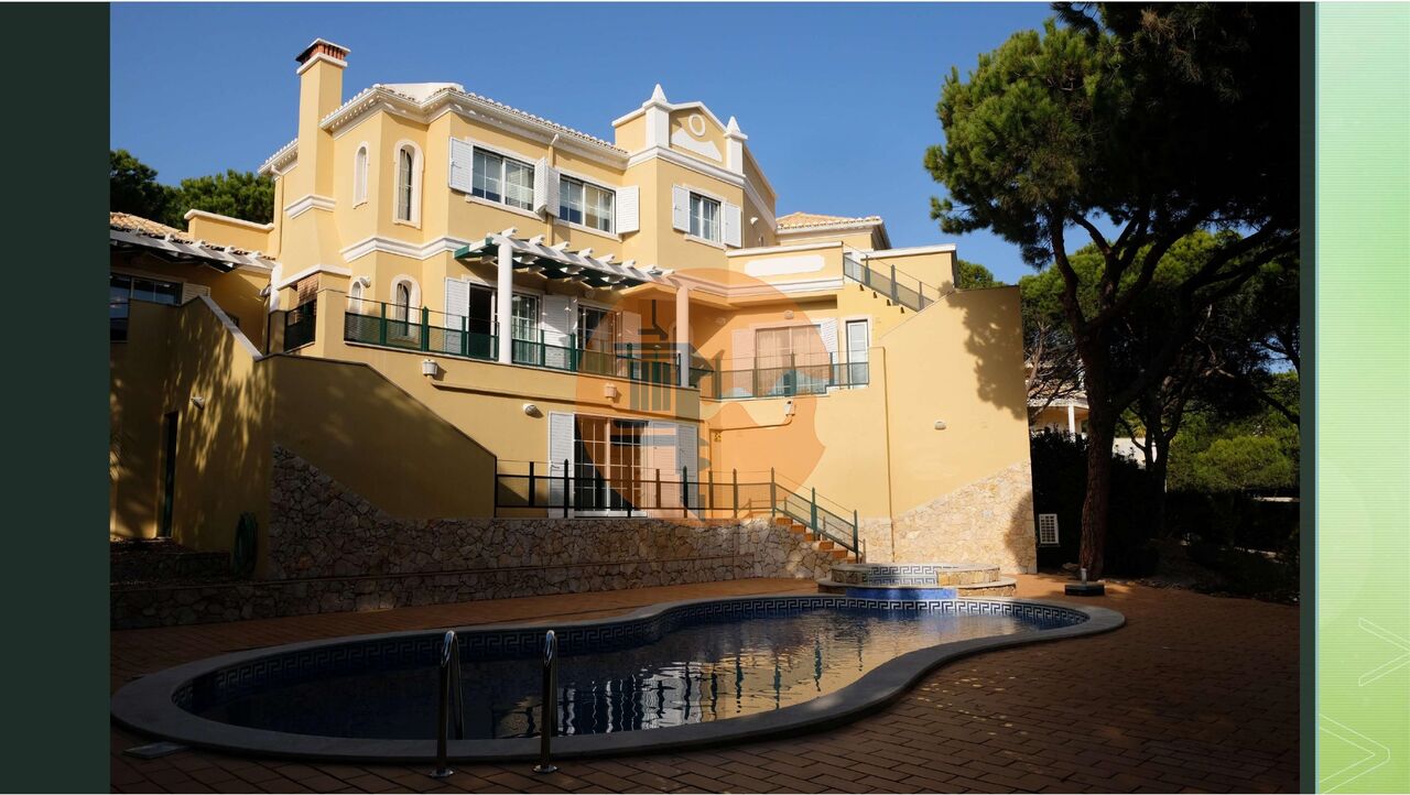 Villa in Castro Marim - view 1