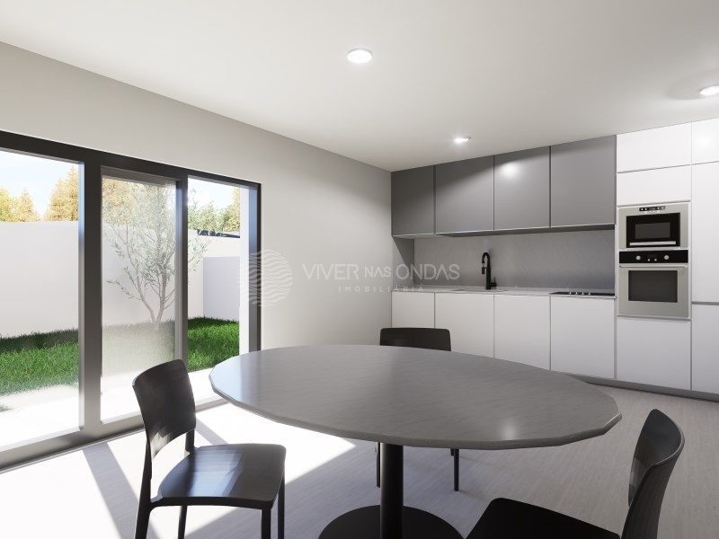 Villa in Tortosendo - view 1