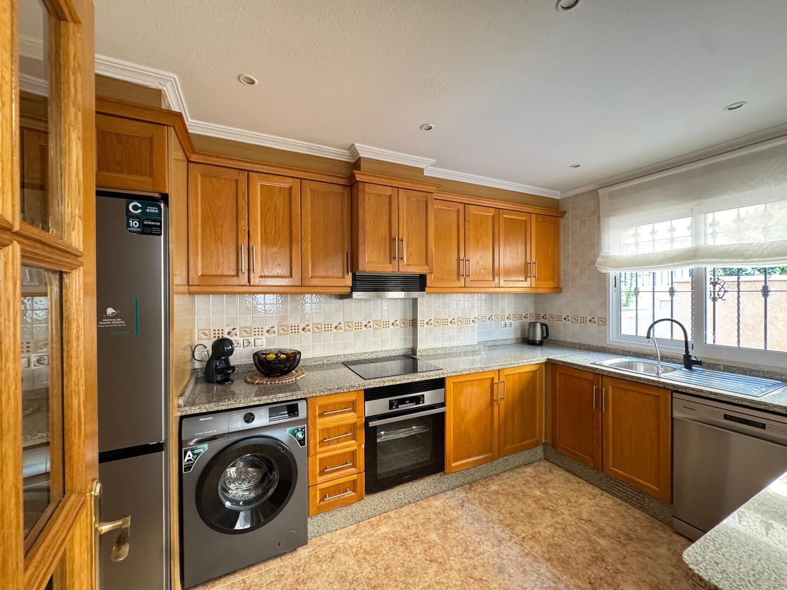 Villa in Los Dolses - Image 5