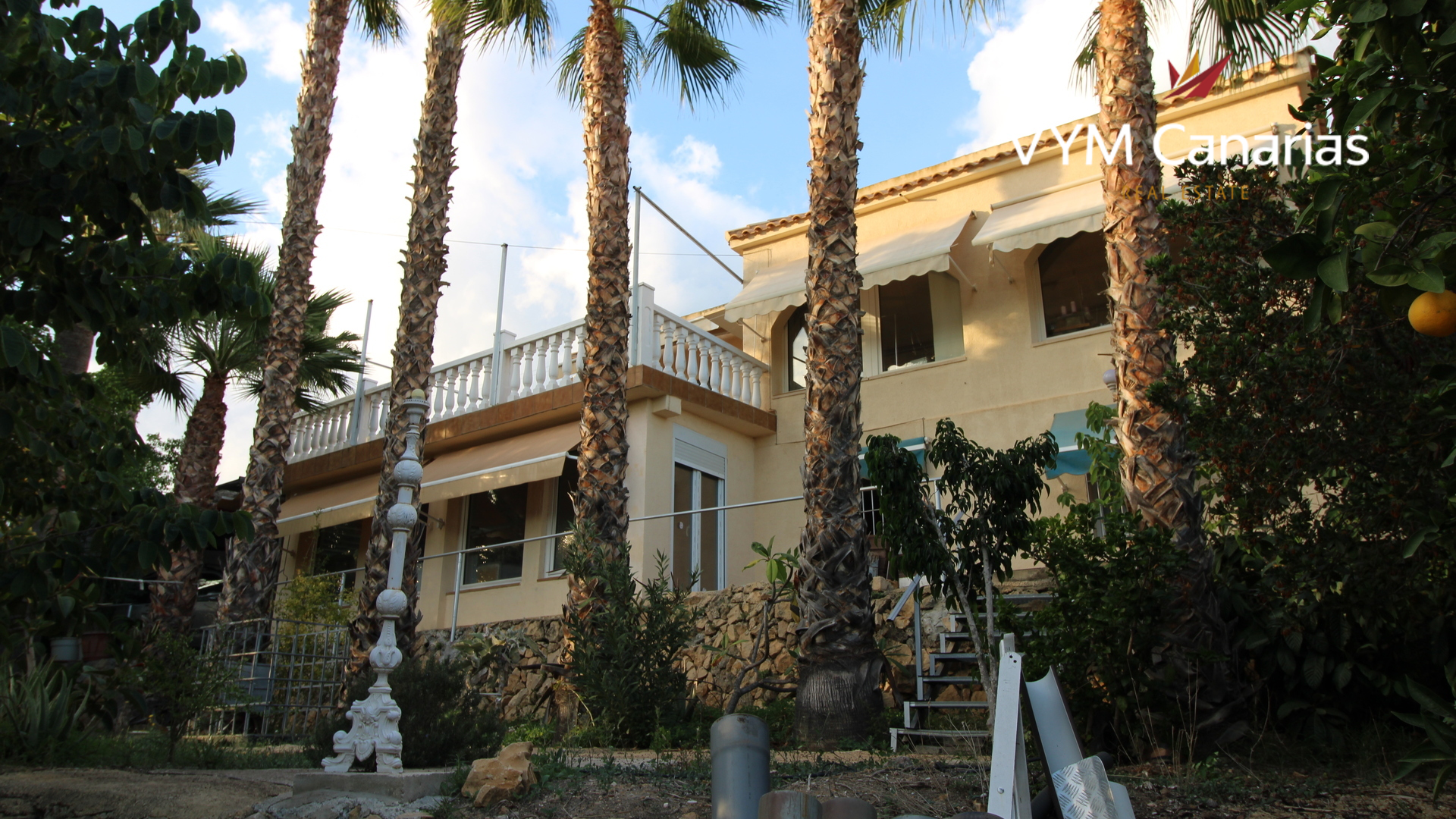 Villa in Cautivador - view 1