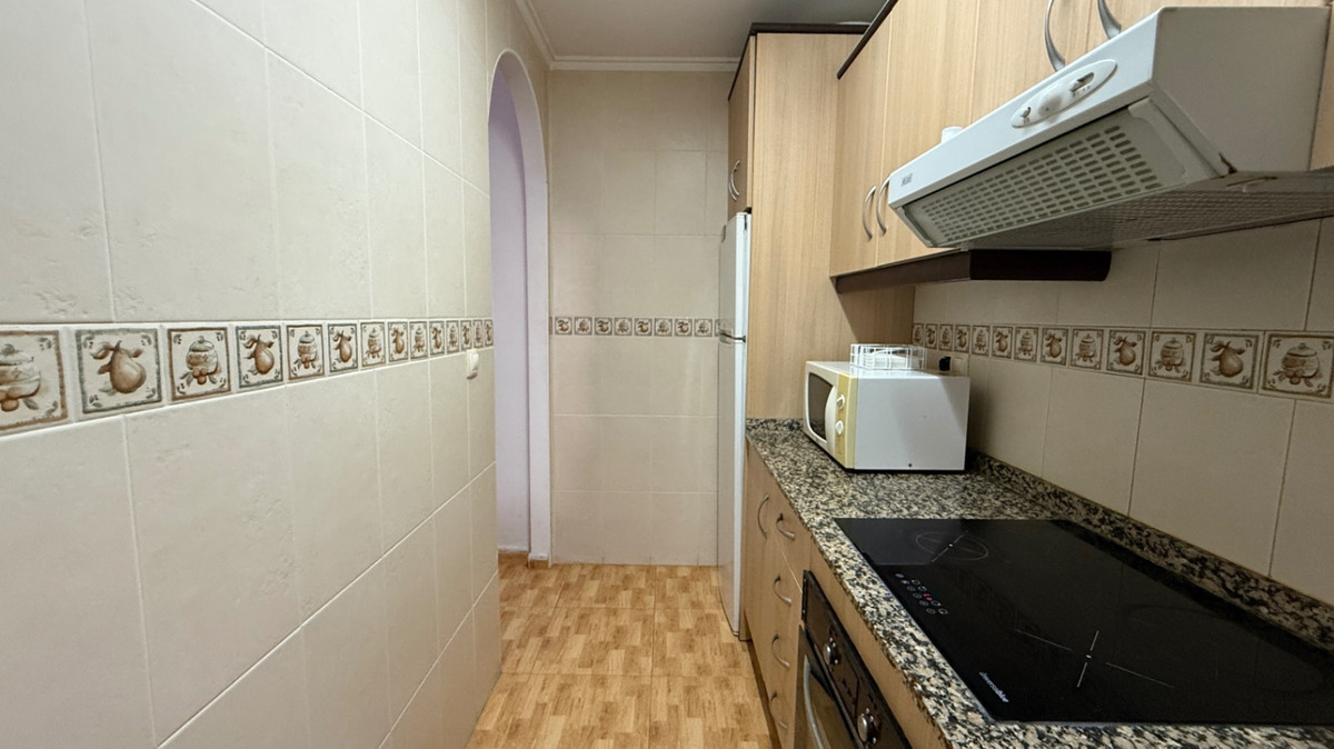 Apartment in San Miguel de Salinas - Image 5