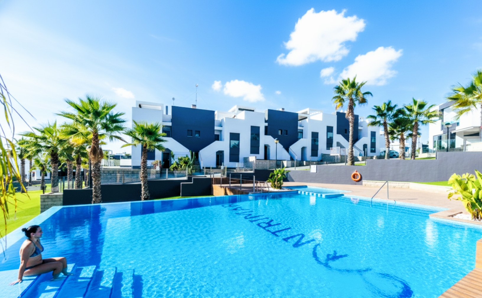 Penthouse in Punta Prima - view 1