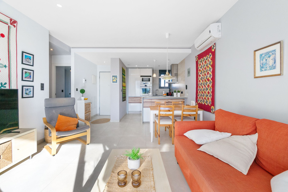 Penthouse in Punta Prima - Image 4