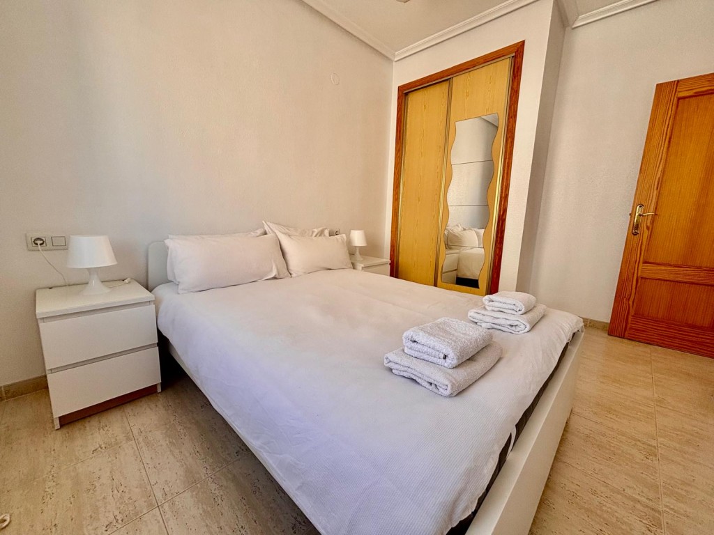 House in Playa Flamenca - Image 5